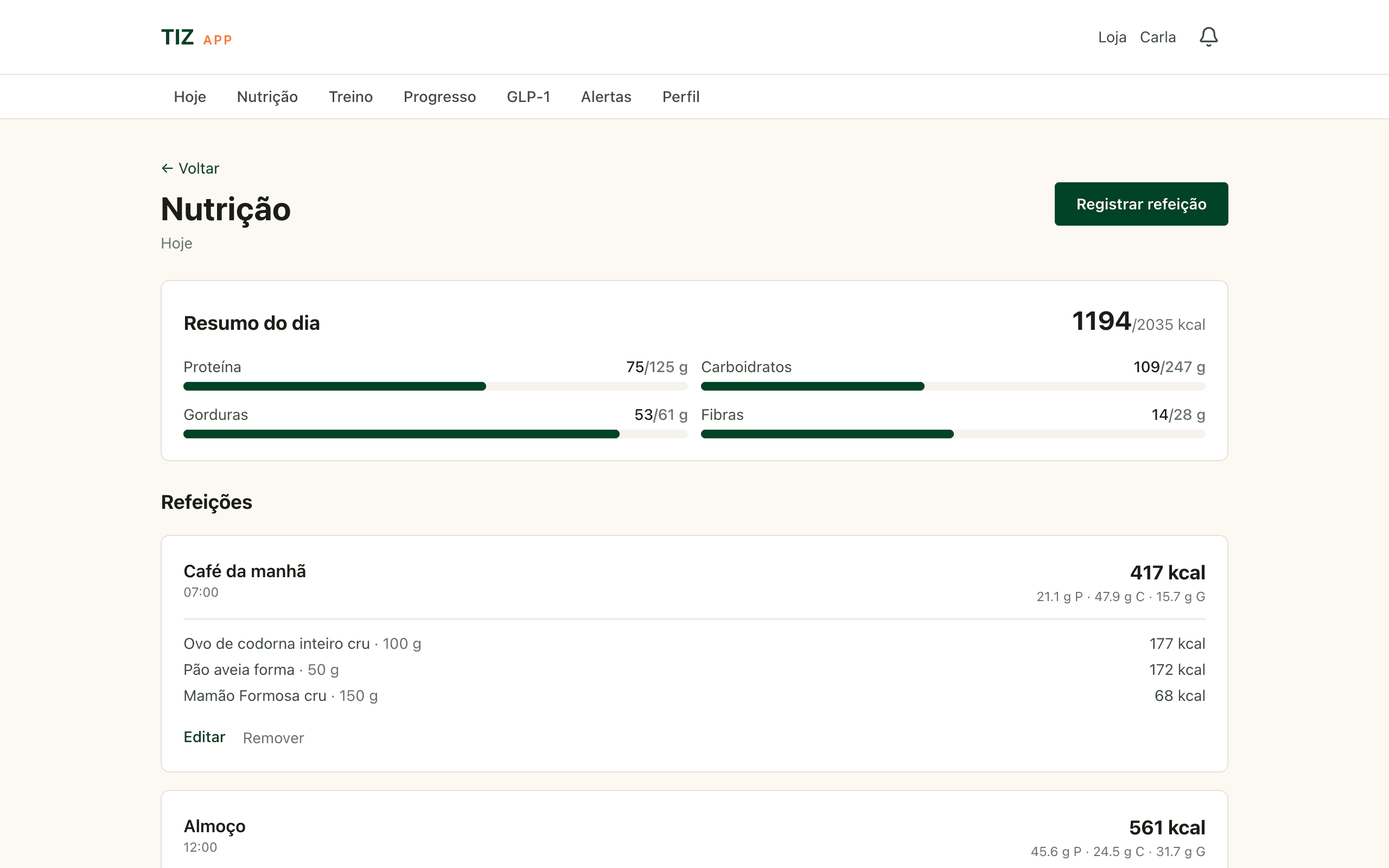 Tela de nutrição do TIZ App com o resumo do dia e as refeições registradas
